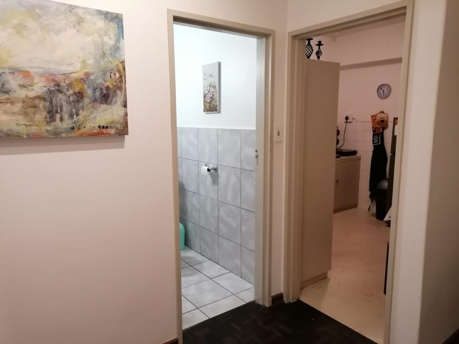 To Let 1 Bedroom Property for Rent in Humewood Eastern Cape